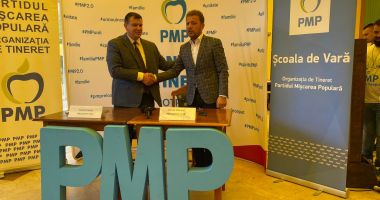 Stire din Politică-Administrație : PMP şi ALDE îşi dau mâna. Ar putea colabora pentru un proiect comun