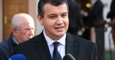 Stire din Politică-Administrație : PMP ia în calcul un referendum pe tema eliminării pensiilor speciale