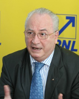 Stire din Politică-Administrație : "În cinci minute, le justific până la ultimul bănuț"