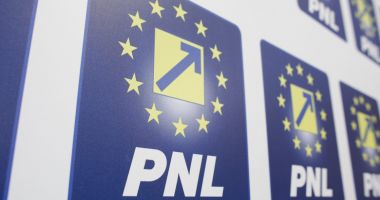 Stire din Politică-Administrație : PNL a votat lista miniștrilor din noul Guvern. Iată care sunt numele propuse