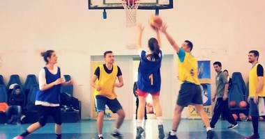 Stire din Politică-Administrație : Competiție de baschet, organizată de liberalii constănțeni