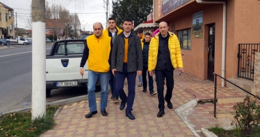Liberalii din Constanța au luat la pas județul
