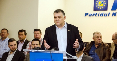 Stire din Politică-Administrație : Cine a intrat oficial în competiția PNL din Constanța. "Partidul trebuie reformat și redat membrilor săi"