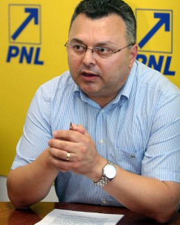 Stire din Politică-Administrație : "Au existat și discuții  și neînțelegeri, nu ascund"