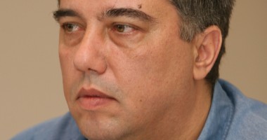 Stire din Politică-Administrație : Victor Manea va candida în Colegiul 5 pentru Camera Deputaților