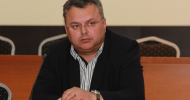 Stire din Politică-Administrație : PNL Constanța se delimitează de declarațiile senatorului Călin Popescu Tăriceanu