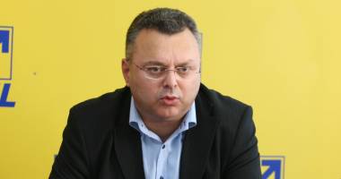 Stire din Politică-Administrație : Parlamentari constănțeni -  "groparii" bolnavilor de cancer