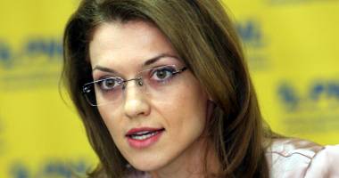 Stire din Politică-Administrație : "Începem efectuarea sondajelor în județe pentru stabilirea candidaților"