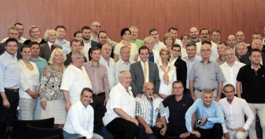 Stire din Politică-Administrație : Liderul PNL, Ludovic Orban, mesaj de la Neptun: "PSD oferă pelin și ambrozie României"