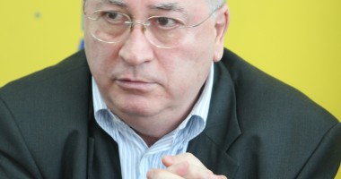 Stire din Politică-Administrație : "Nu aș fi foarte încântat de o fuziune a PNL cu partidul lui Gigi Becali"