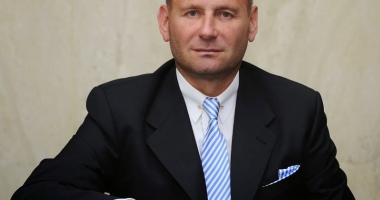 Stire din Politică-Administrație : Viorel Cataramă vrea să spulbere ALDE, USR și PMP de pe scena politică