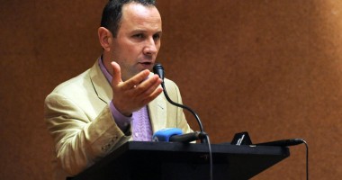 Stire din Politică-Administrație : PNȚCD vrea să meargă singur la alegerile europarlamentare