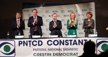 Stire din Politică-Administrație : Conducerea PNȚCD s-a întrunit la Constanța: "Reprezentăm o alternativă la întreaga clasă politică"