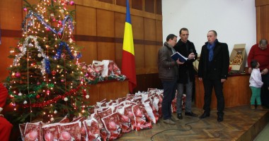 Tudorel Chesoi l-a adus pe Moș Crăciun pentru copiii membrilor PNȚCD Constanța - 2