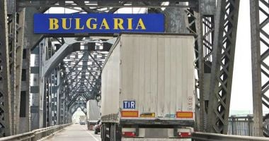 Stire din Social : Efectul neașteptat al aderării la Schengen: grecii iau cu asalt România și Bulgaria