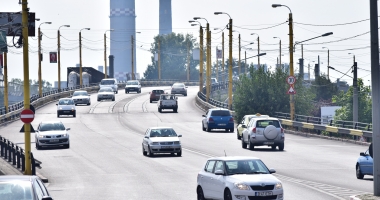 Stire din Eveniment : PODUL DE LA BUTELII INTRĂ ÎN REPARAȚII CAPITALE. CUM SE VA CIRCULA