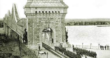 Stire din Cultură-Educație : 120 de ani de la inaugurarea podului de la Cernavodă