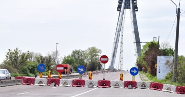 Stire din Eveniment : Podul de la Agigea se va redeschide joi. Sau cel puțin așa ar trebui