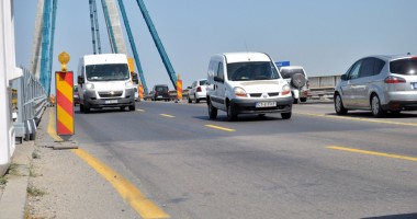 TRAFIC INFERNAL PE PODUL AGIGEA