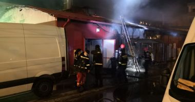 Incendiu în Piața Roșie, din cartierul Poarta 6. Supermarket închis o săptămână! - 2