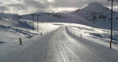 Stire din Eveniment : Polei și temperaturi deosebit de scăzute, la Constanța! Se circulă în condiții de iarnă pe mai multe drumuri din județ