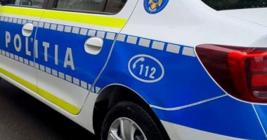 Stire din Actualitate : Bărbat amendat și internat la Psihiatrie după ce a amenințat că dă foc angajaților care îi eliberau o nouă carte de identitate