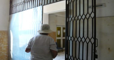 Policlinica 2 ar trebui închisă - 4