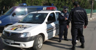 Stire din Eveniment : Doi șoferi s-au ales cu dosare penale din cauza polițiștilor de frontieră