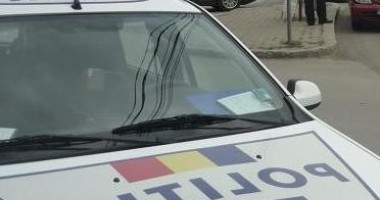 Impact violent între două autoturisme la Eforie Sud