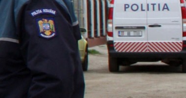 Stire din Eveniment : Administratorul unei de firmă de turism, anchetat pentru înșelăciune și fals