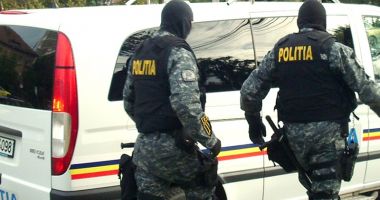 Polițiștii vor avea puteri sporite de la sfârșitul acestei luni. Ce se schimbă