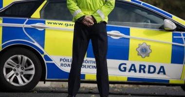Prima persoană acuzată în Irlanda de încălcarea restricțiilor este un român. Conducea și fără permis