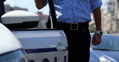 Un poliţist a venit drogat la muncă şi a fost retras din serviciu