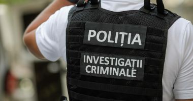 Bărbat de 52 de ani, găsit mort într-o casă părăsită. Cel care l-ar fi ucis ar fi chiar fratele său