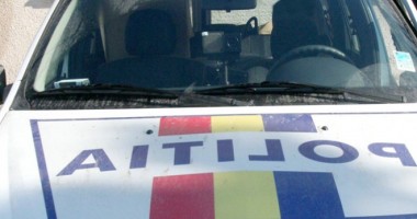 Stire din Eveniment : Hoț din mașini, prins în flagrant în Satul de Vacanță