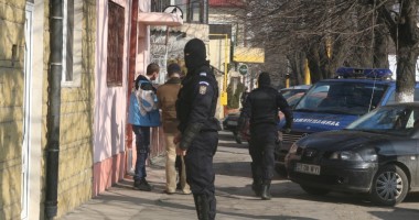 Zece spargeri date de doi puștani din Năvodari