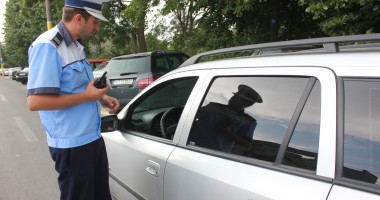 Stire din Eveniment : La volan, fără permis de conducere