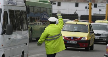 Stire din Eveniment : Două persoane rănite într-un accident rutier petrecut în Constanța