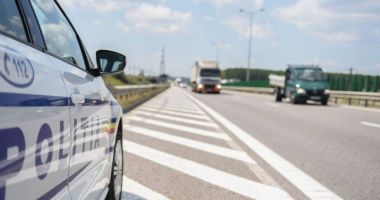 Stire din Eveniment : UPDATE. Accident rutier cu cinci mașini implicate, pe A2, sensul de mers spre Constanța