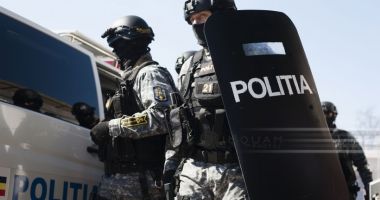 Stire din Eveniment : Angajaţi ai Regiei de Transport Public Braşov, vizaţi într-un dosar de furt
