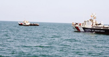 Stire din Eveniment : Pescador turcesc reținut cu FOCURI DE ARMĂ în Marea Neagră