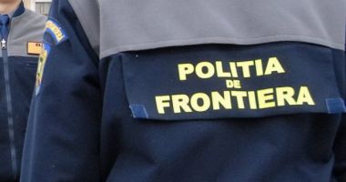 Stire din Eveniment : Tânăr afgan, prins în timp ce încerca să treacă frontiera pe jos, în România