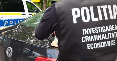 Stire din Eveniment : 11 societăți comerciale din Tuzla și Vama Veche au fost controlate de polițiști