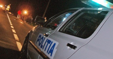 Stire din Eveniment : Pește stricat, alune cu viermi, apă de la robinet: meniul care i-a înfuriat pe clienții unui restaurant