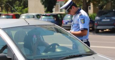 GALERIE FOTO / Atenție, șoferi! Rutieriștii au ieșit pe șoselele din Constanța cu radarele - 3