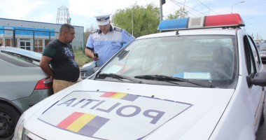 Stire din Eveniment : A plecat la plimbare cu mașina furată