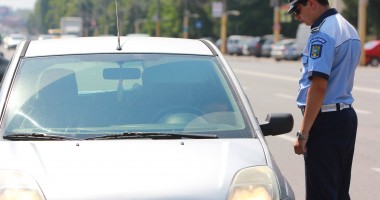 GALERIE FOTO / Atenție, șoferi! Rutieriștii au ieșit pe șoselele din Constanța cu radarele - 2