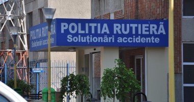 Stire din Eveniment : DAUNE MORALE de mii de lei pentru polițiștii din mega-dosarul de corupție de la RUTIERĂ