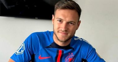 Stire din Sport : FCSB l-a transferat pe Dennis Politic de la Dinamo
