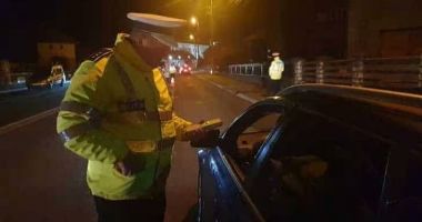 Stire din Eveniment : Purtătoarea de cuvânt a Brigăzii Speciale a Jandarmeriei Române, prinsă cu droguri. Își ținea stupefiantele în poșetă
